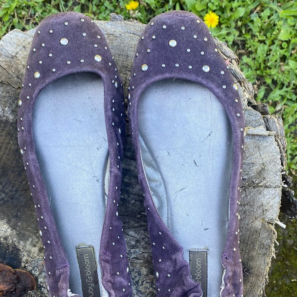 Women's Ruby & Bloom Purple Suede Size 8.5 Flats - Picture 3 of 11
